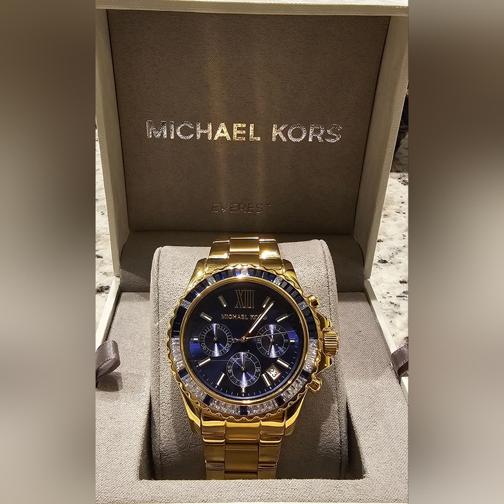 Everest watch, brand new,  never worn.